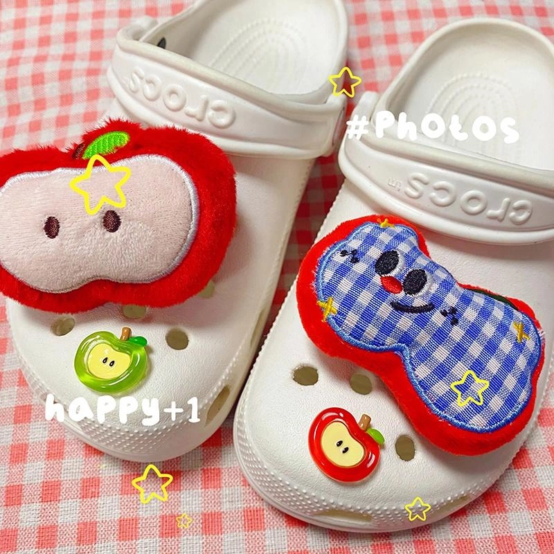 US8ACC CrocsDIY