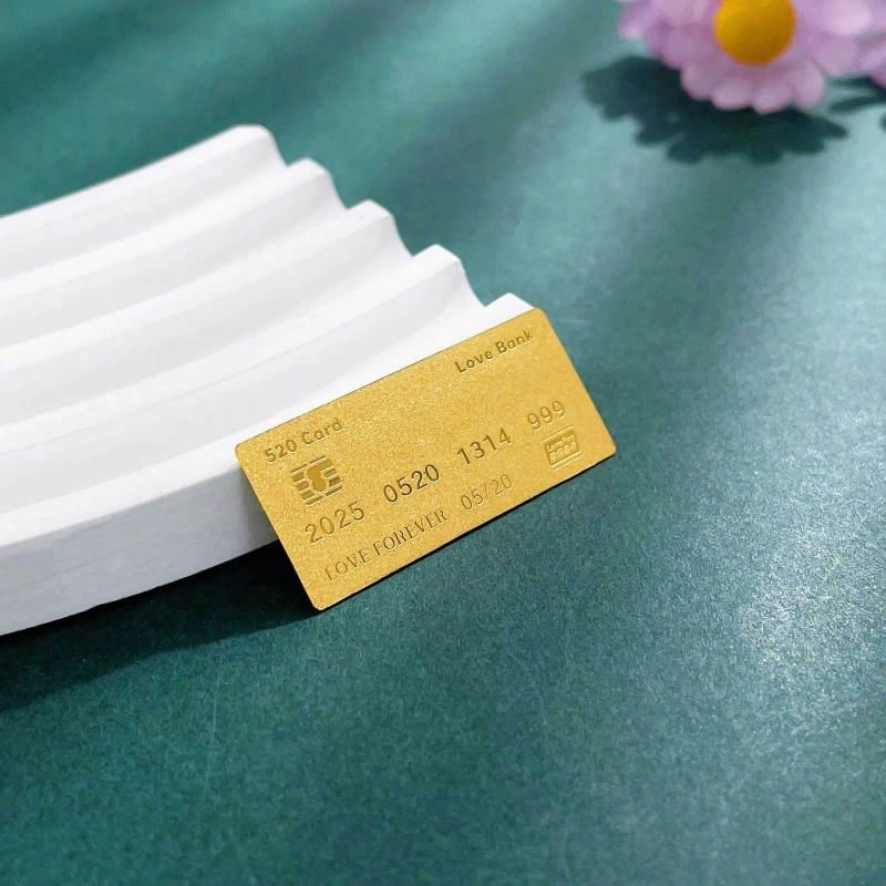 乃瑭 让我们一起为爱存一个未来工艺快乐金钞爱情金卡 足金 投资类 金条 男女同款情侣款