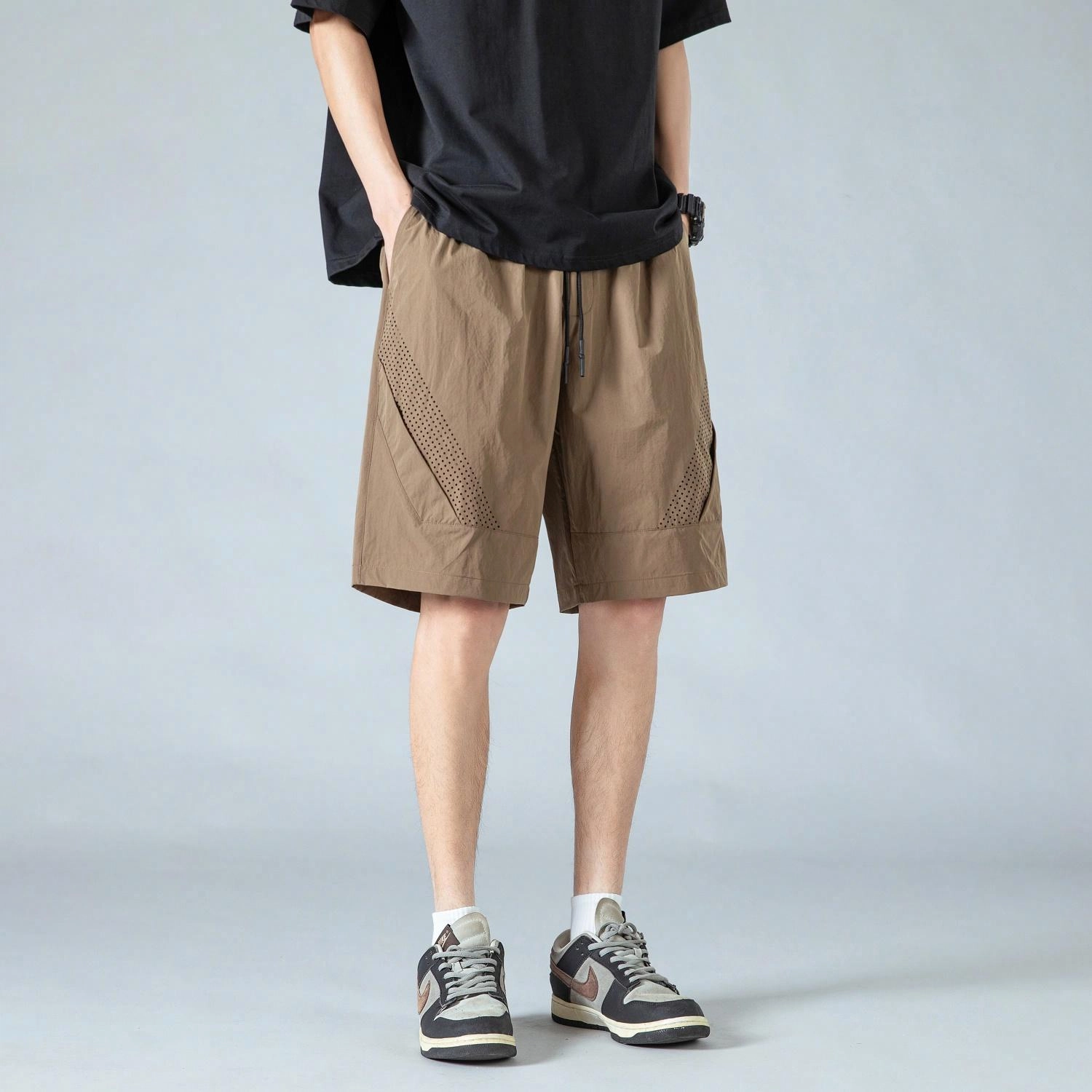 AWAO