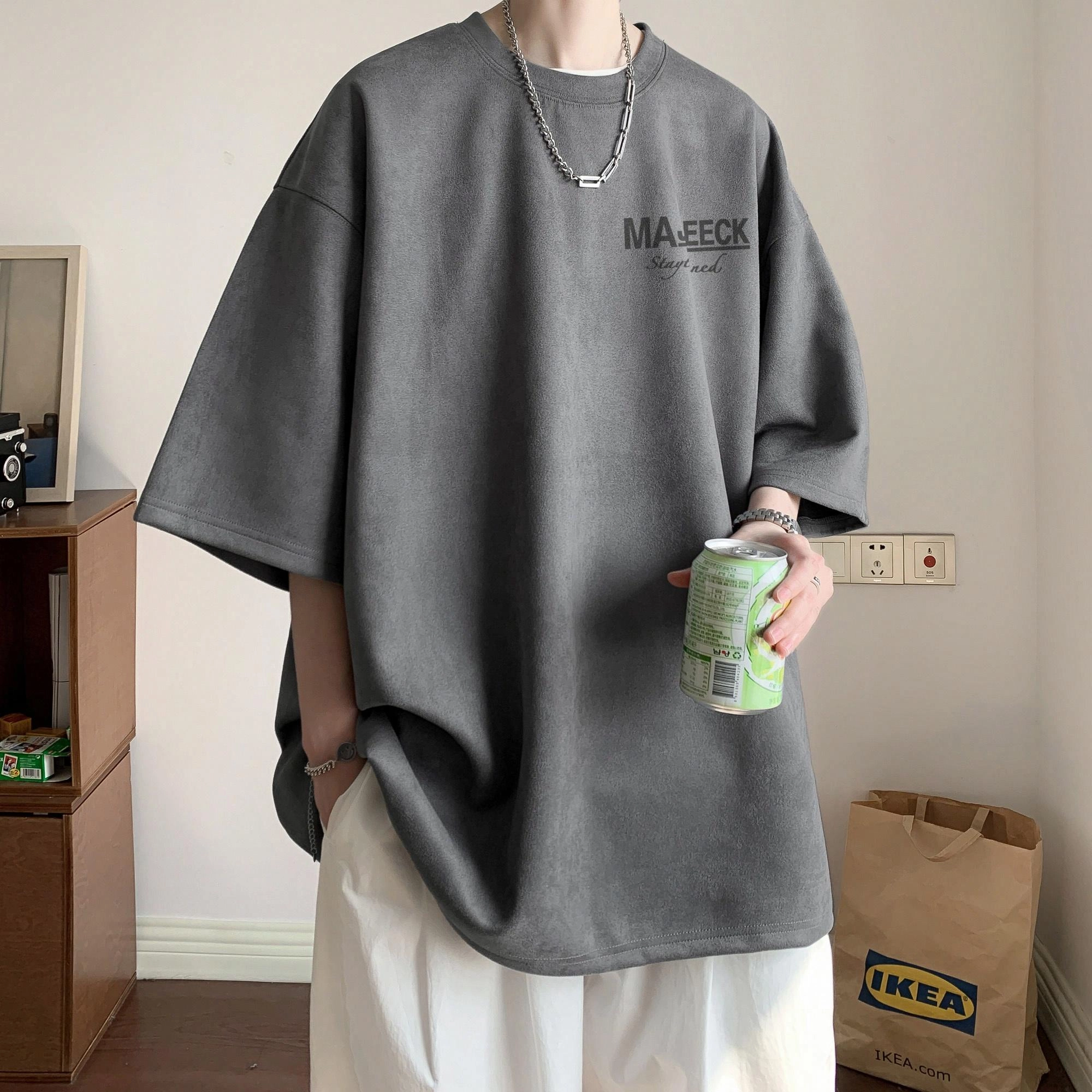 Fakeyoung T