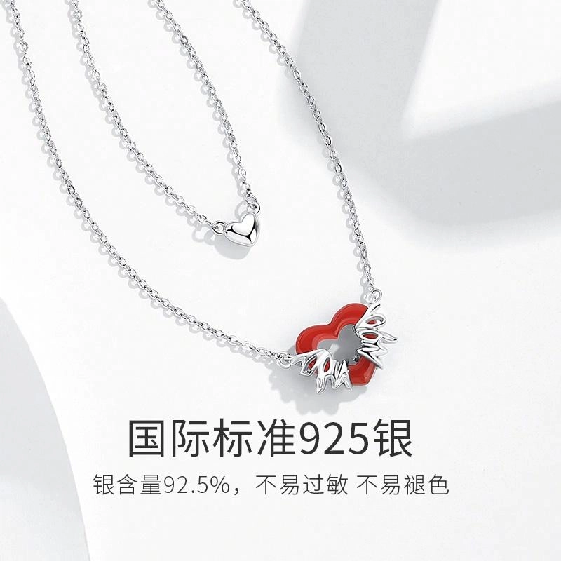 925