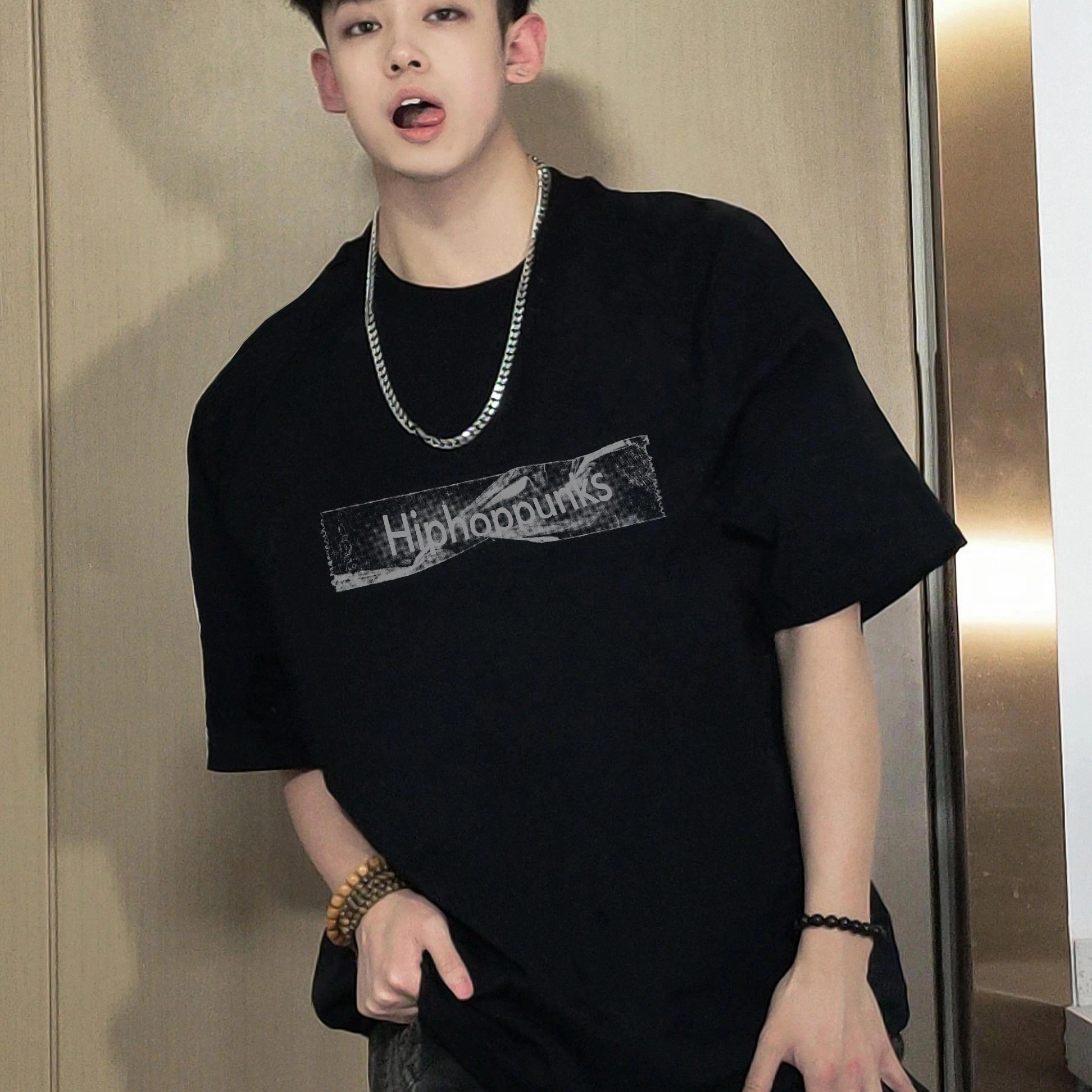 HIPHOPPUNKS T