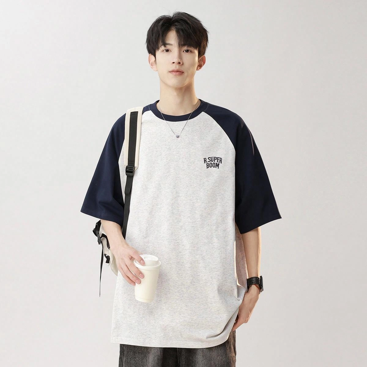 R.super T