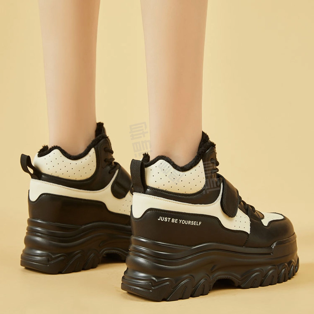 DAPHNE PU 4cm