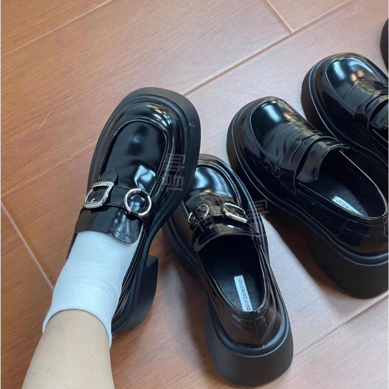 DOLIN COLLECTION PU
