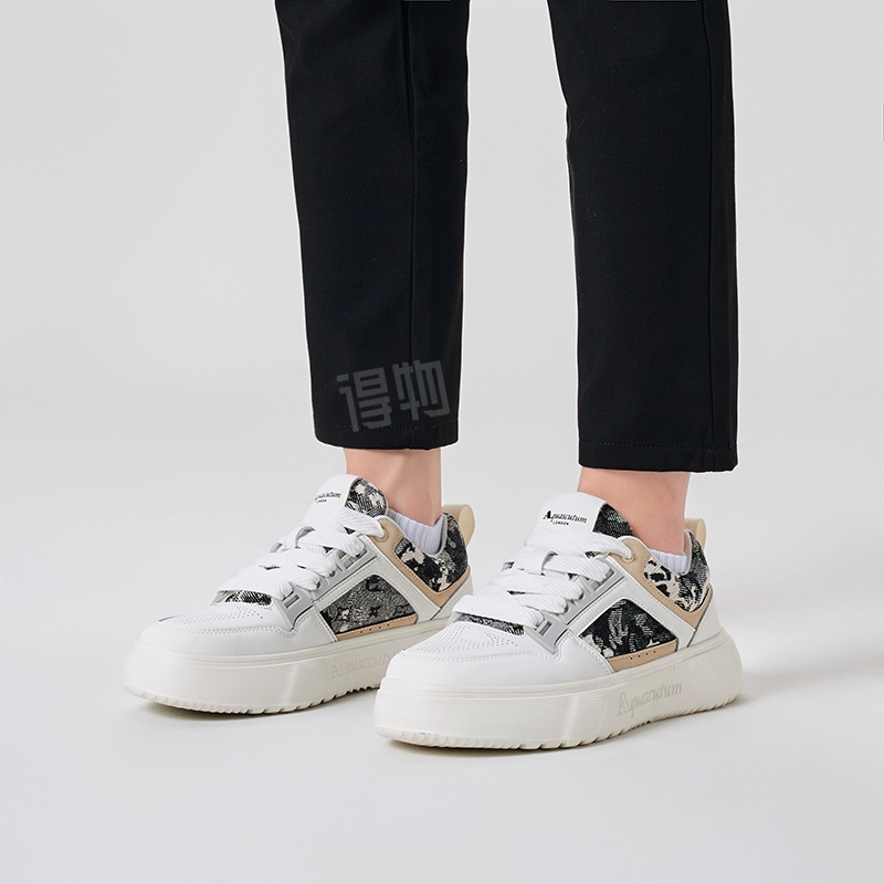 AQUASCUTUM