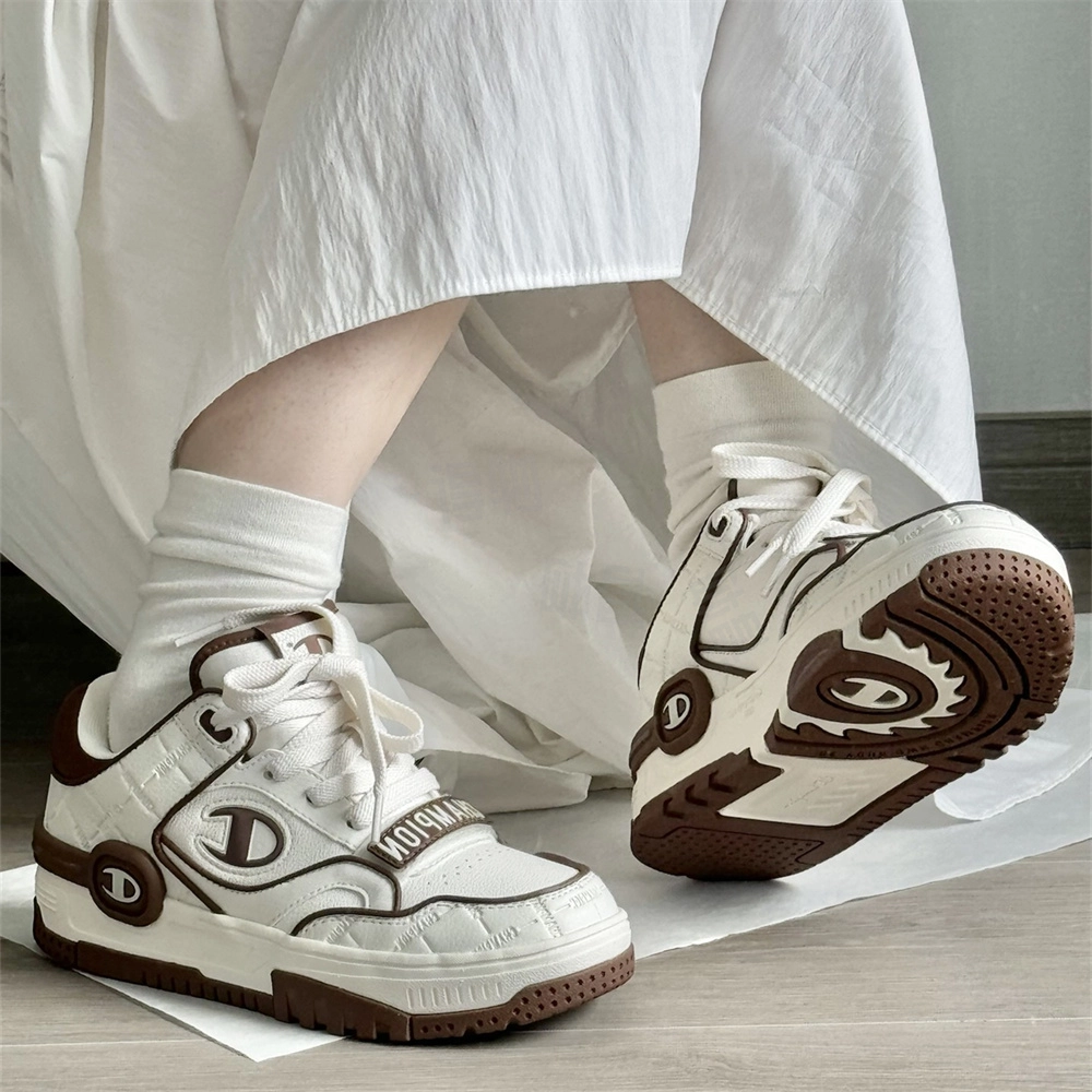 Champion Essentials C Skate V1 Mono Logo
