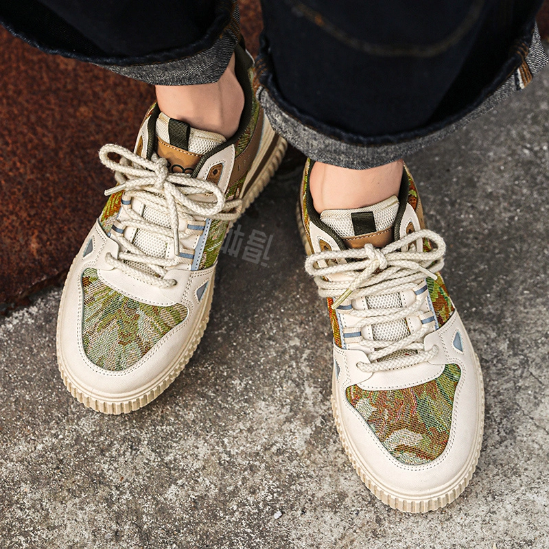 URBAN AUTHENTIC