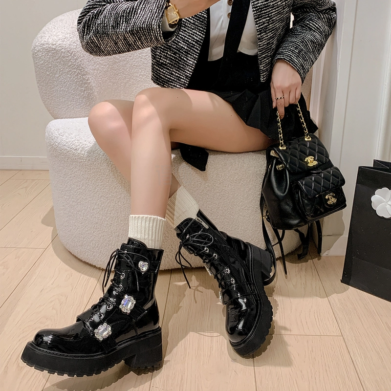 AIQINISHA
