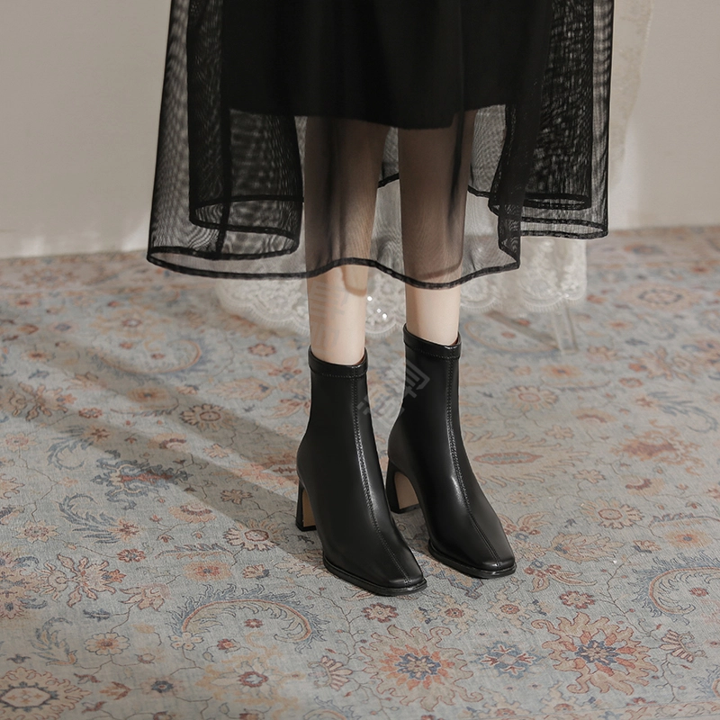 KATHRYN WILSON 7cm