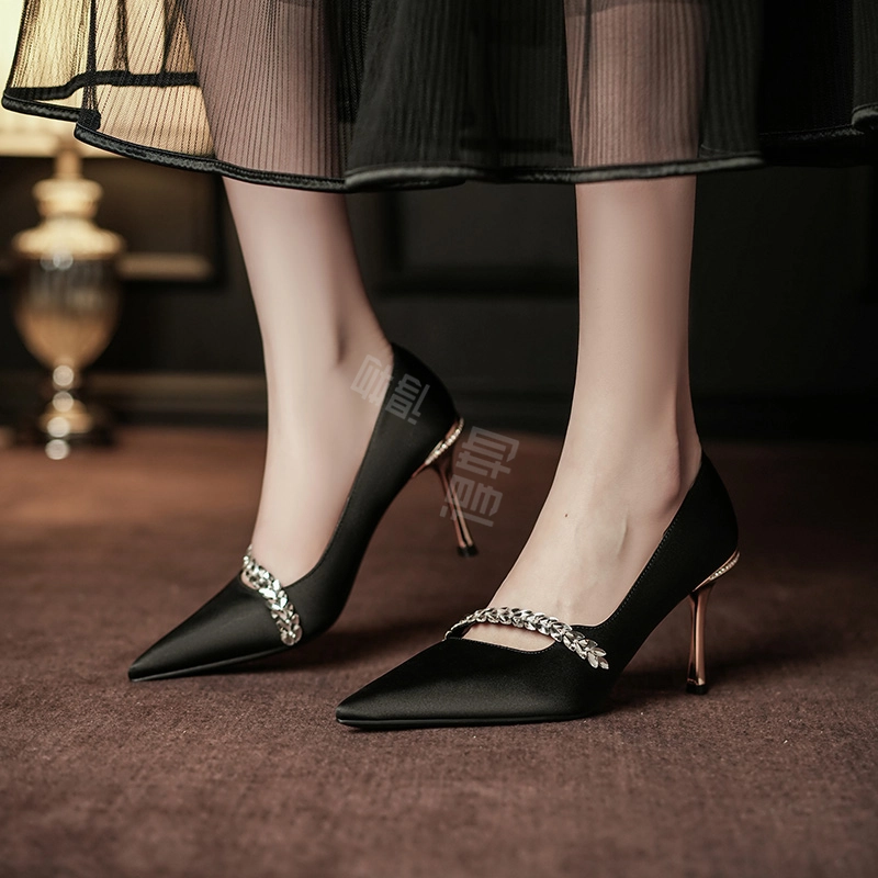 KATHRYN WILSON 8.5cm