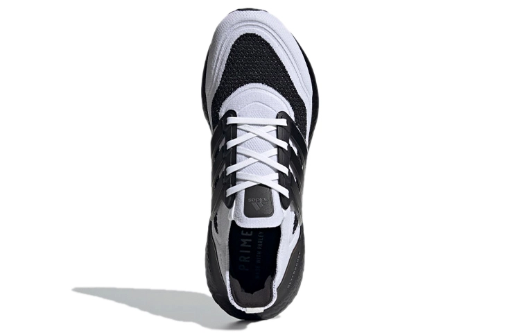 adidas Ultraboost 21 Oreo