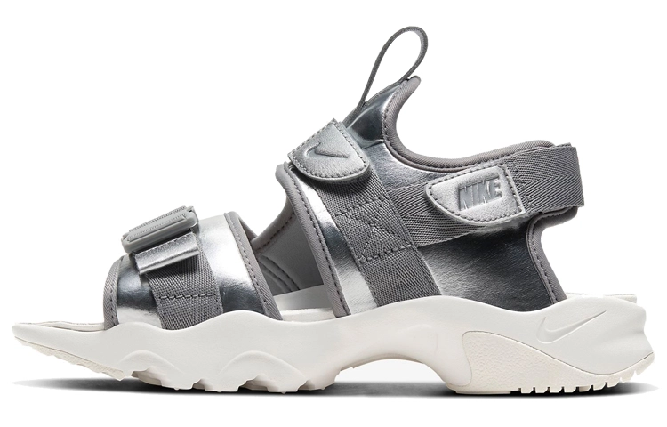 Nike Canyon