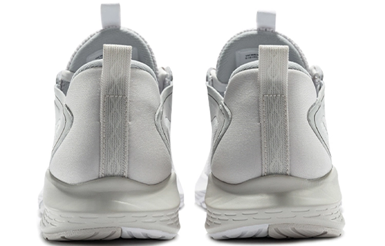 Saucony Humming