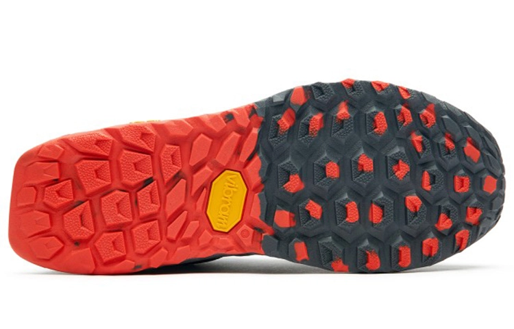 New Balance Hierro