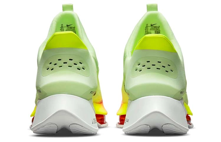 Nike Air Zoom Tempo Next flyease