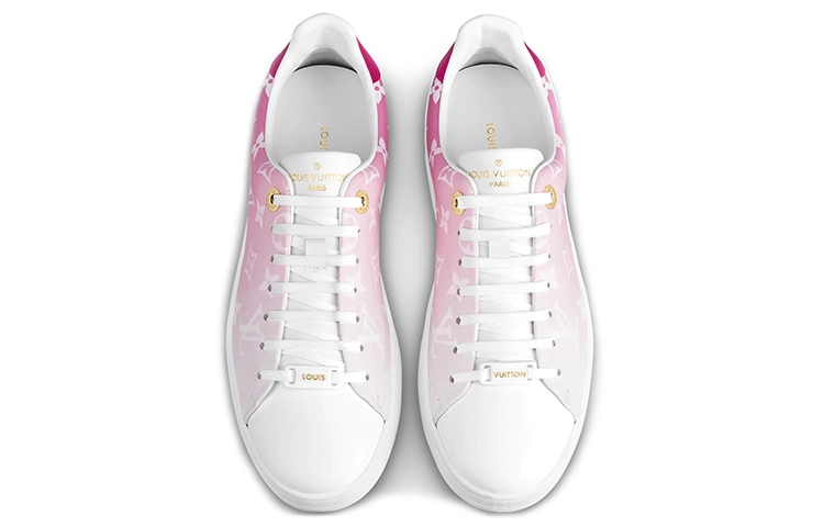 LOUIS VUITTON Frontrow