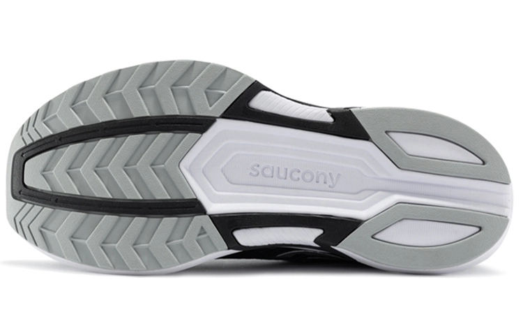 Saucony Axon