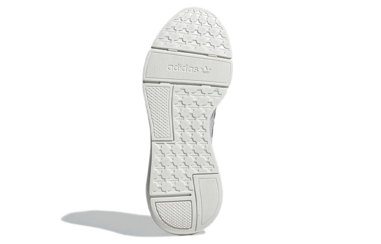 adidas originals Swift Run 22