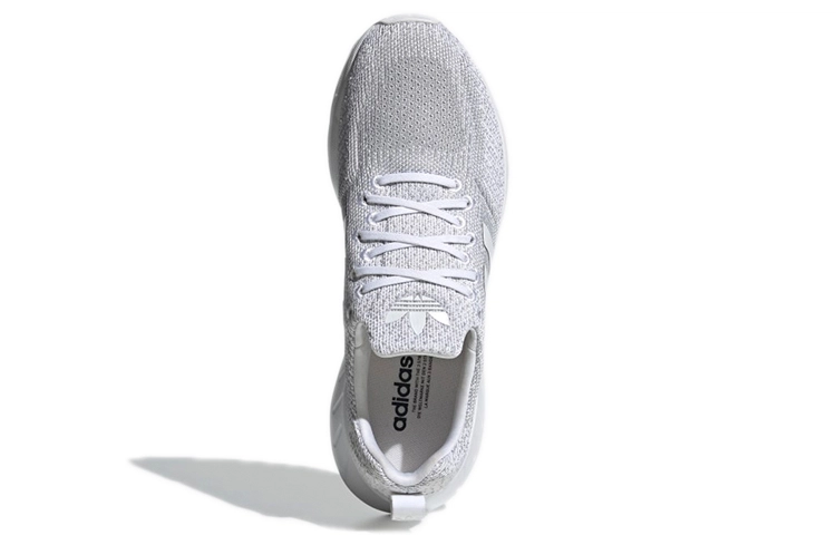 adidas originals Swift Run 22