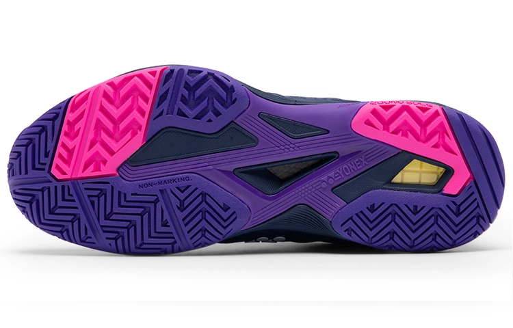 YONEX