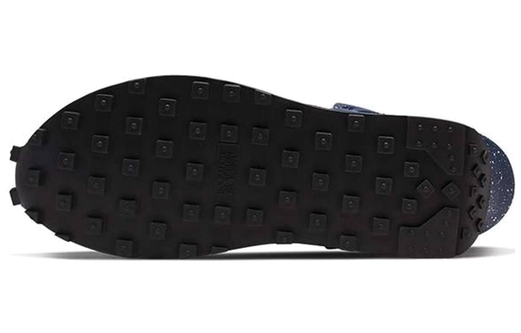 Nike Daybreak "Obsidian Gold"