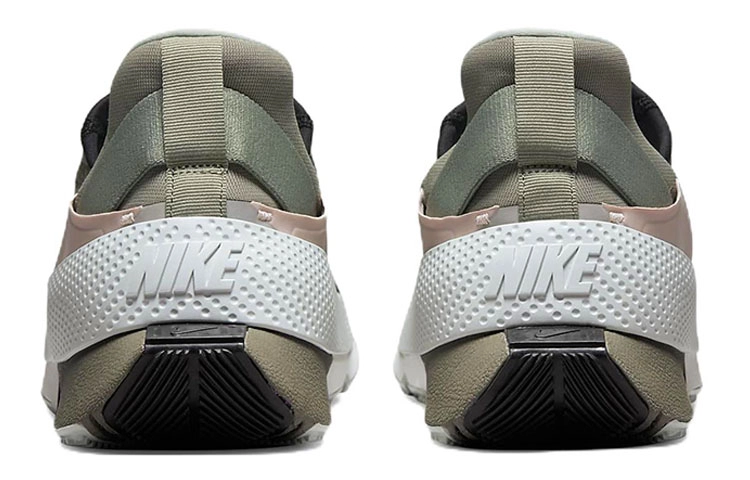 Nike Go FlyEase