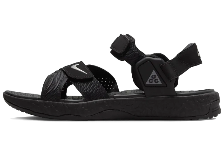 Nike ACG Deschutz +