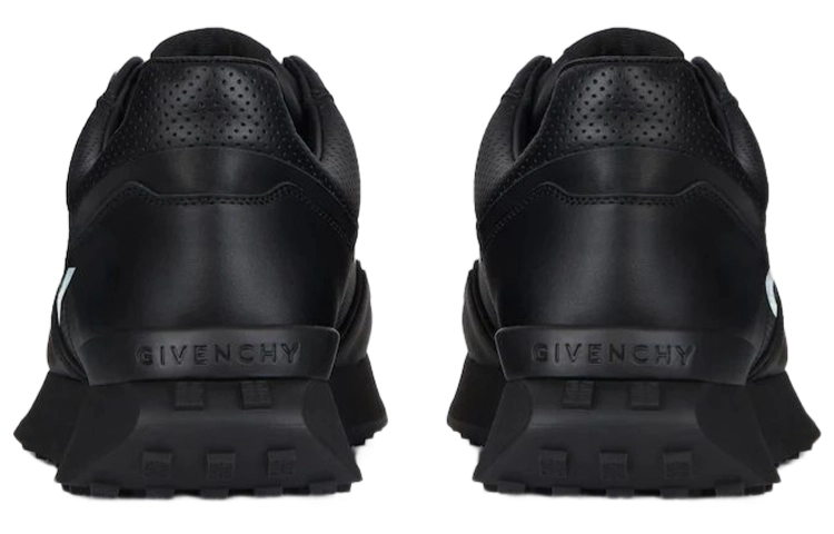 GIVENCHY