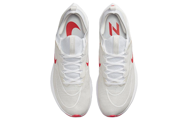Nike Zoom Fly 4