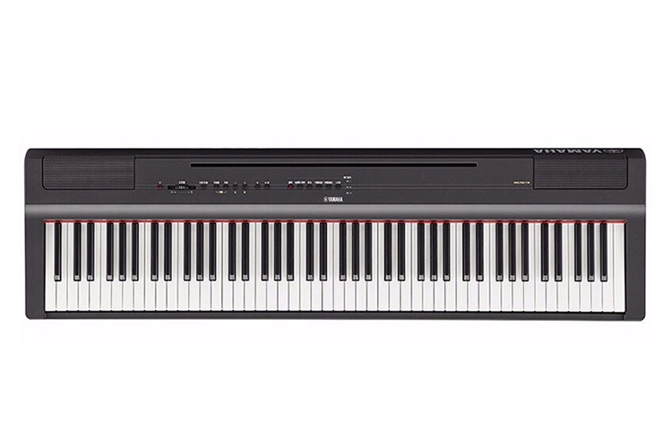 YAMAHA P225 P