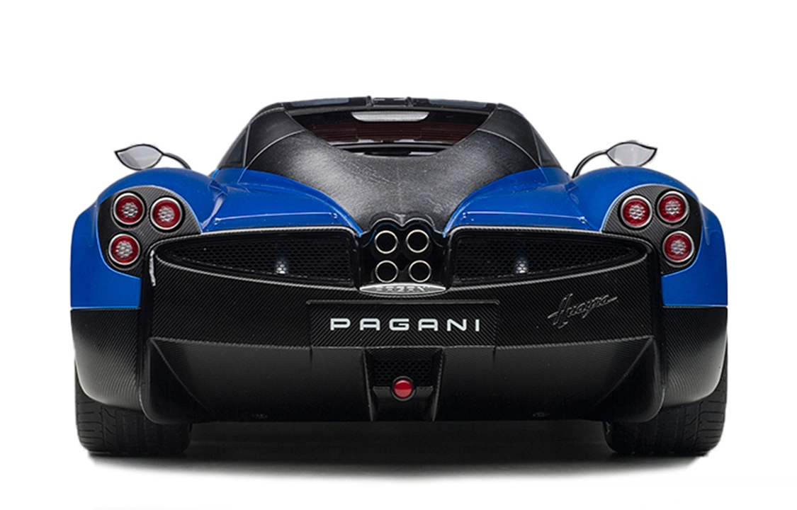 AUTOart 112 PAGANI HUAYRA
