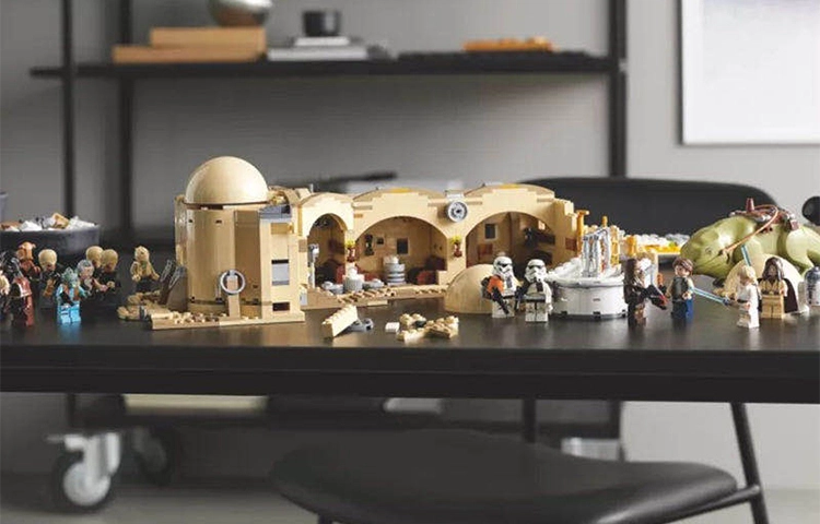 LEGO 75290