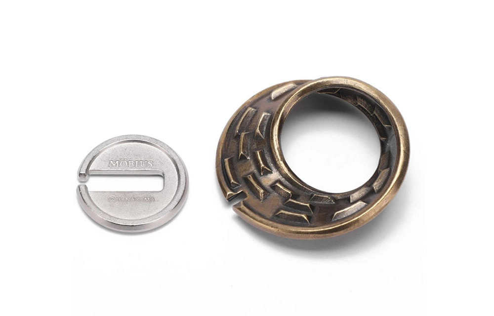 HANAYAMA Cast Puzzle Mobius 4