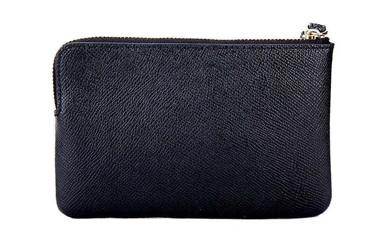 COACH Corner Zip 16