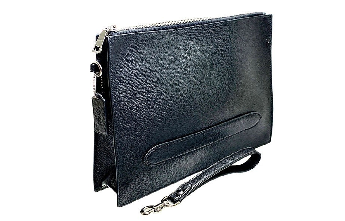COACH Pouch 30