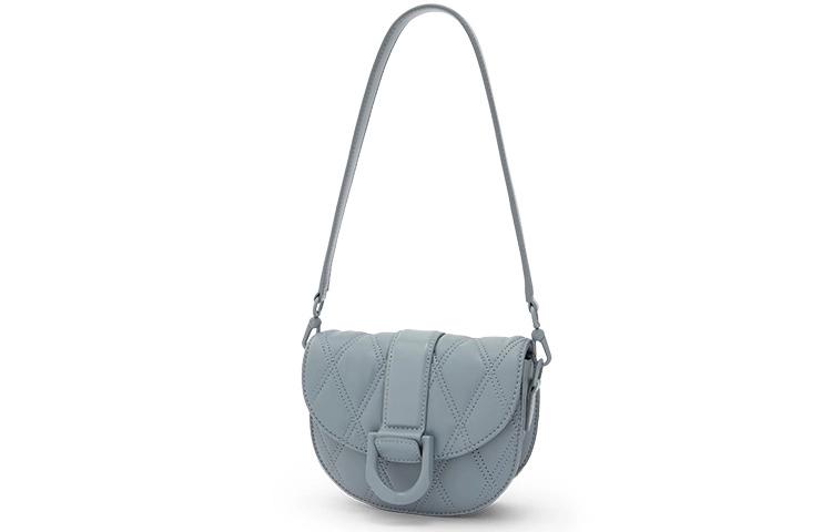 CHARLESKEITH Gabineck