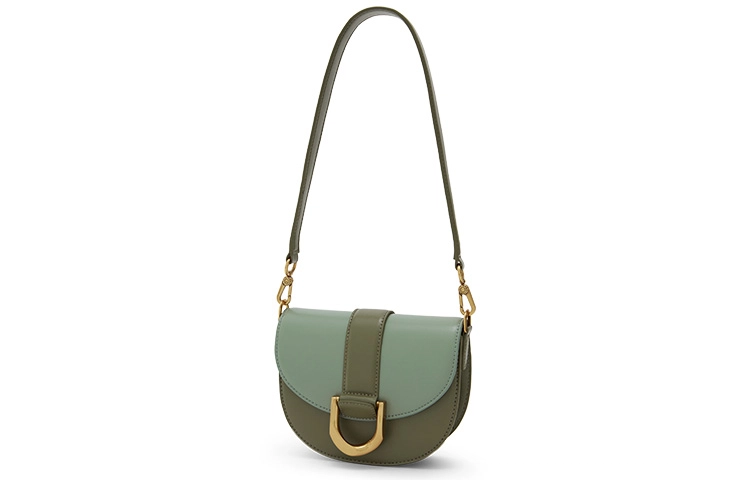 CHARLESKEITH Gabineck