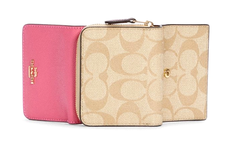 COACH Trifold Wallet 10