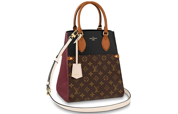 LOUIS VUITTON Fold Tote