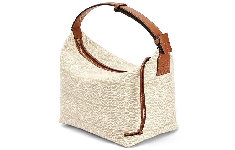 LOEWE CubiAnagram