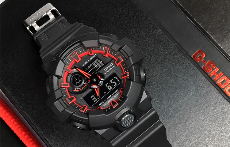 CASIO 200 57.5*53.4mm GA-700SE-1A4