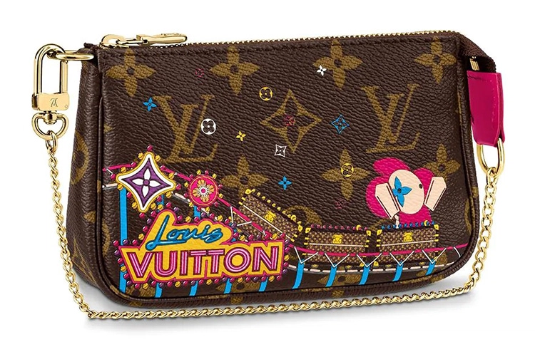 LOUIS VUITTON Pochette Accessoires