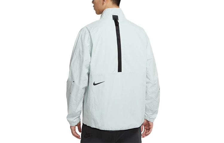 Nike Sportswear Tech Pack logo
