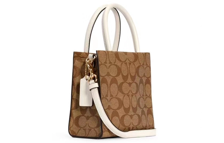 COACH Cally 17 Tote