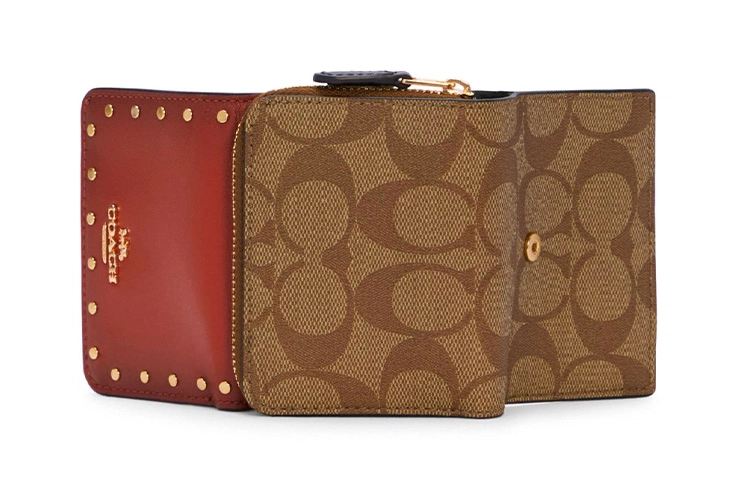 COACH Trifold Wallet 10