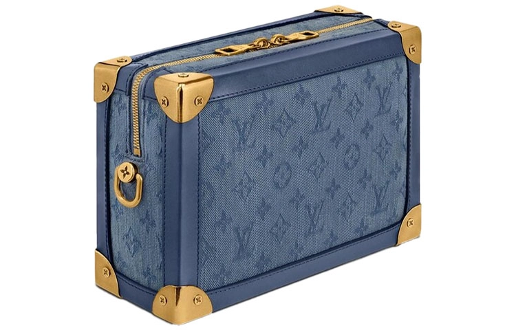 LOUIS VUITTON Soft Trunk