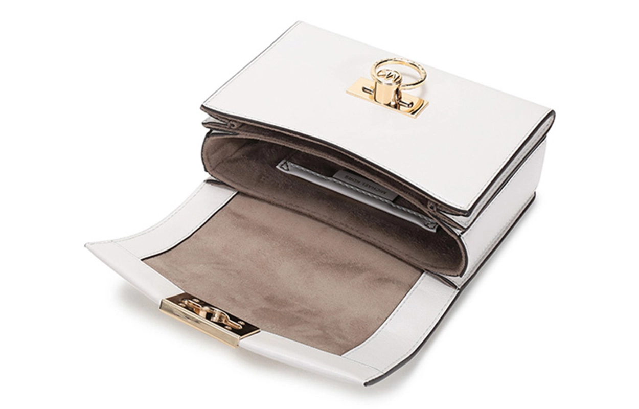 MICHAEL KORS MK Hendrix Logo