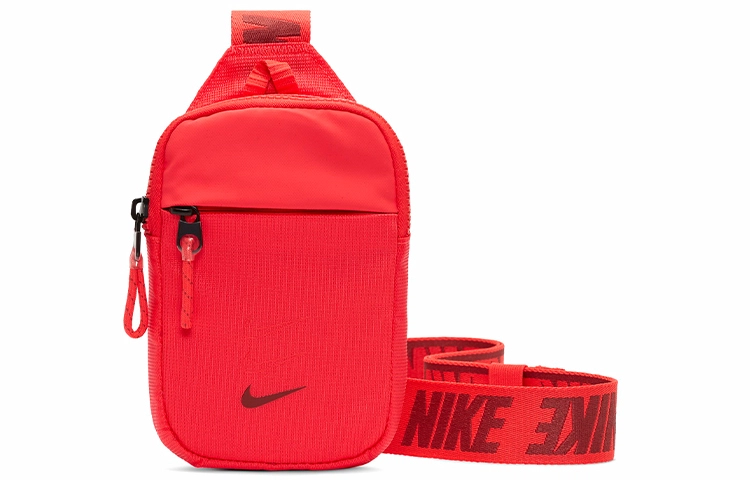Nike Sportswear Essentials