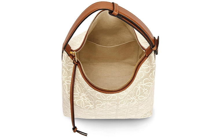 LOEWE CubiAnagram